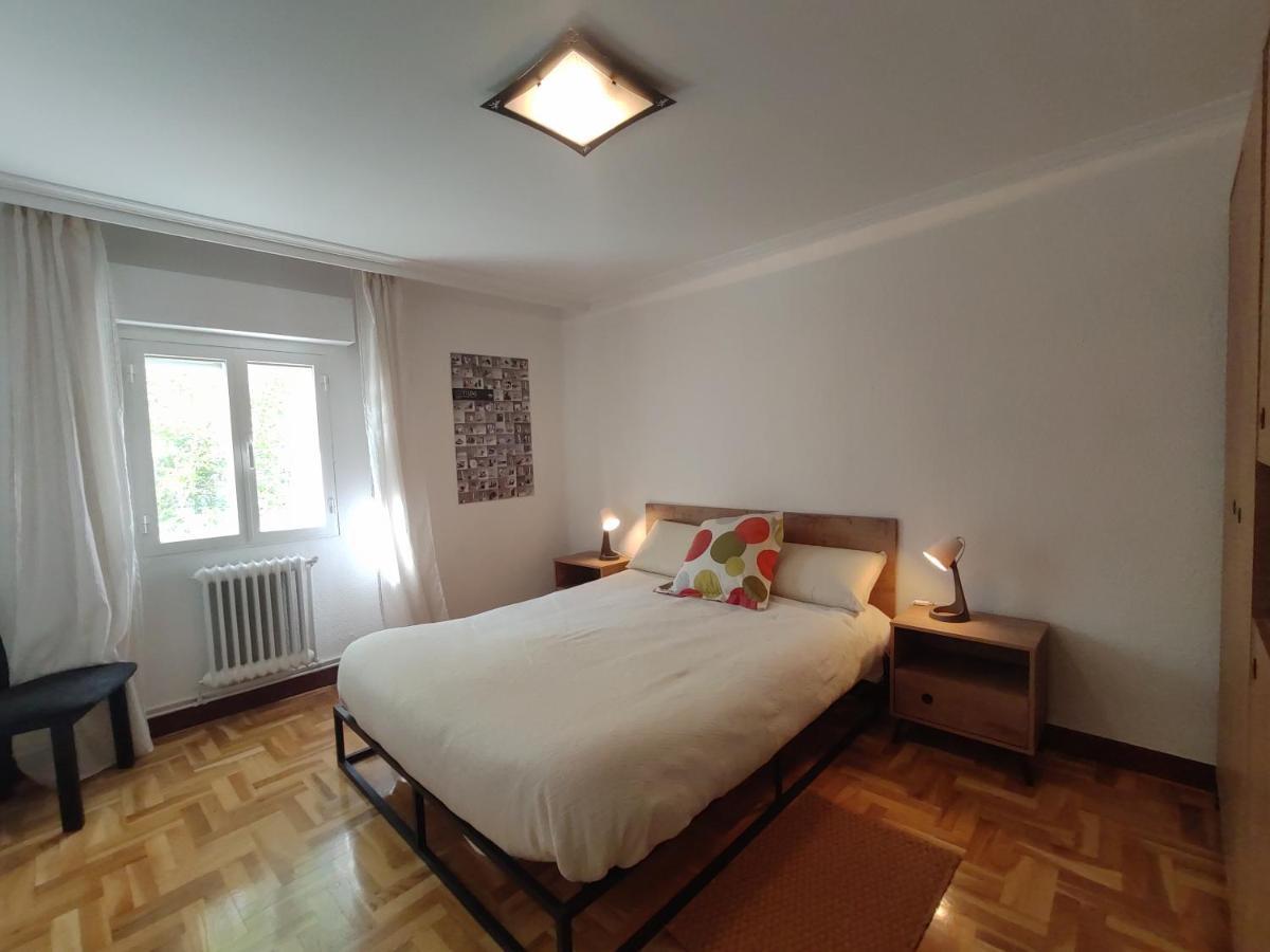 Apartamento Pamplona A 10 Minutos Del Centro Екстер'єр фото